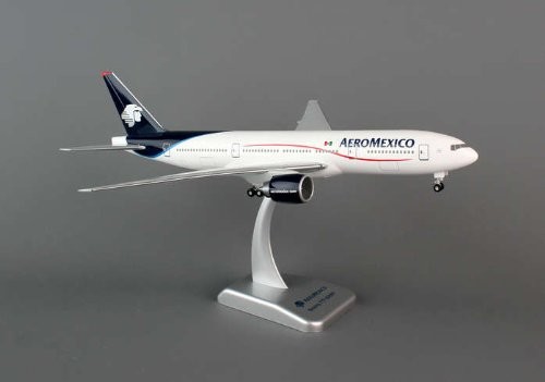 Hogan AeroMexico Boeing 777-200ER Scale 1:200