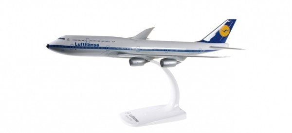Herpa/Snap-Fit 610599 Lufthansa Boeing 747-8 Intercontinental &quot;Retro&quot;