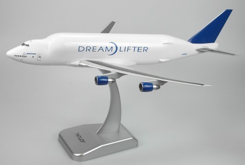 Hogan Boeing House Color Boeing 747 Dreamlifter (LCF) Scale 1:200