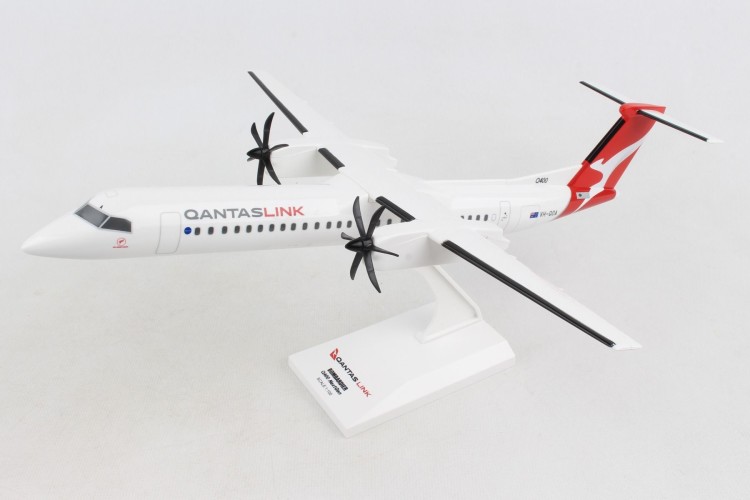 Skymarks Qantaslink Bombardier DHC-8-400 1/100