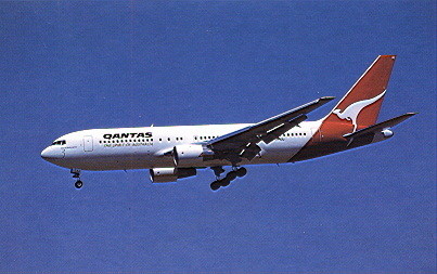 AK QANTAS - Boeing 767-200 #448