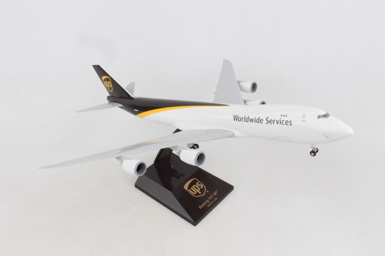 Skymarks Boeing 747-8F United Parcel Service (UPS) N606UP Scale 1/200 w/G