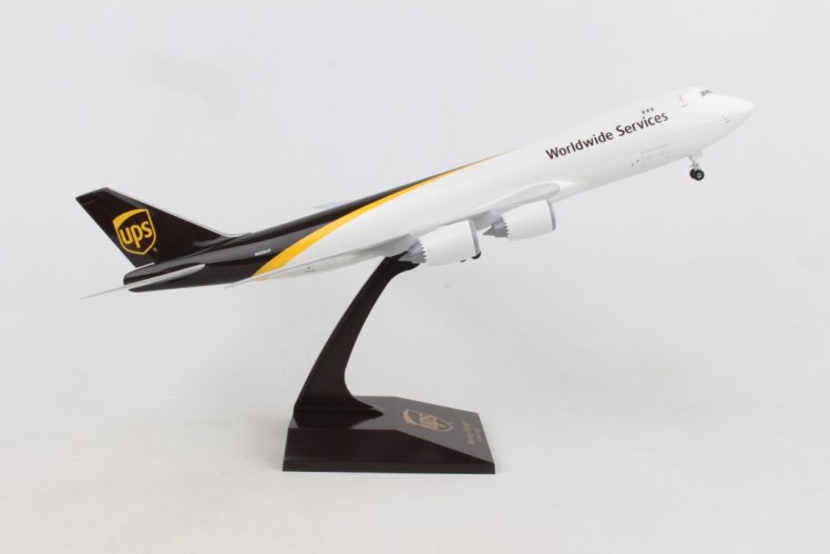 Skymarks Boeing 747-8F United Parcel Service (UPS) N606UP Scale 1/200 w/G