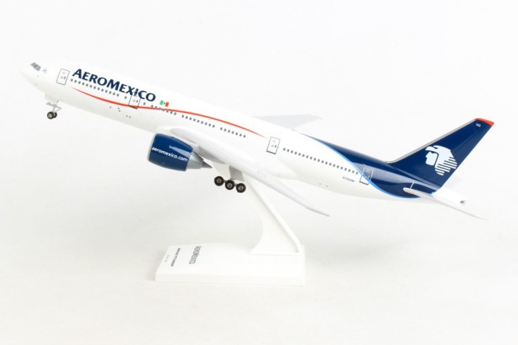 Skymarks Boeing 777-200ER Aeromexico N745AM Scale 1/200 w/Gear
