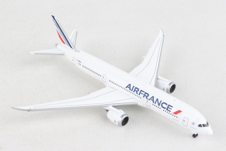 Herpa 530217-001 Air France Boeing 787-9 Dreamliner - F-HRBH