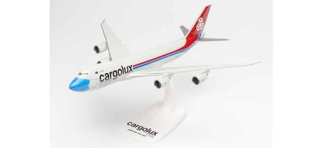 Herpa/Snap-Fit 613118 Cargolux Boeing 747-8F &quot;Not Without My Mask&quot;