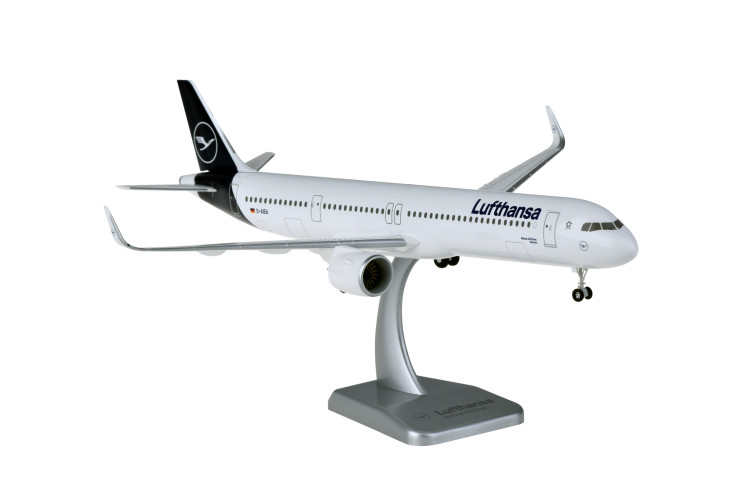 Limox Wings  Airbus A321neo Lufthansa New Livery D-AIEA Scale 1:200 w/G