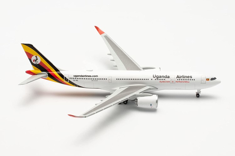 Herpa 535427 Uganda Airlines Airbus A330-800neo &ndash; 5X-NIL