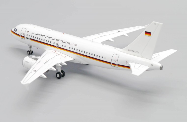 JC Wings Airbus A319CJ Luftwaffe /German Air Force 15+01 Scale 1/200 