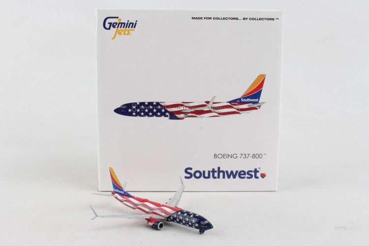 Gemini GJSWA2039 Boeing 737-800 Southwest Airlines &ldquo;Freedom One&rdquo; N500WR Scale 1/400 
