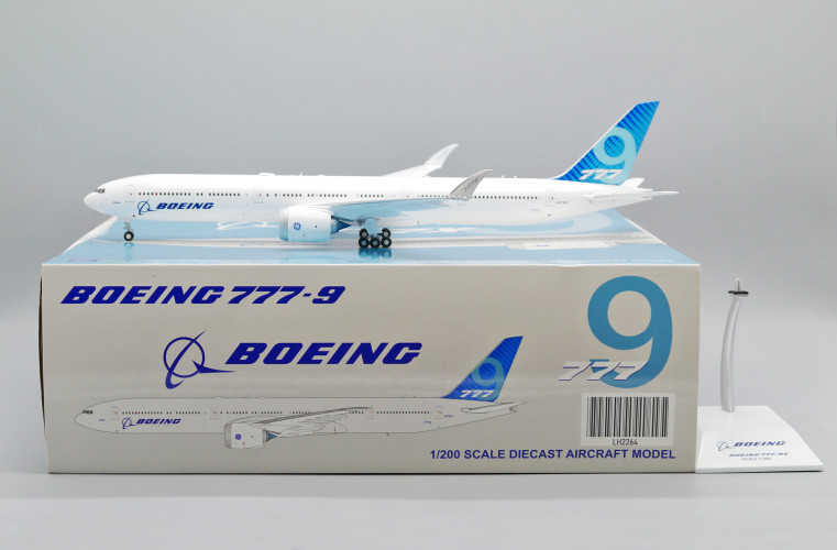 JC Wings Boeing 777-9 Boeing Company (White Color) N779XY Scale 1/200 