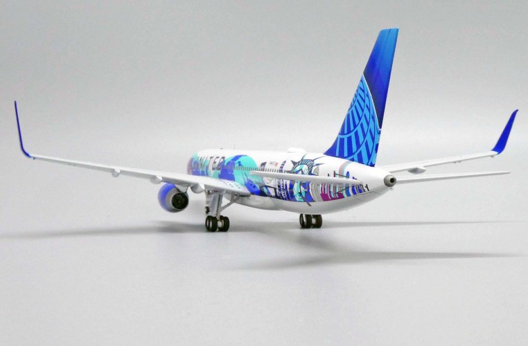 JC Wings Boeing 757-200 United Airlines &quot;Her Art Here-New York/New Jersey Livery&quot; N14102 Scale 1/200