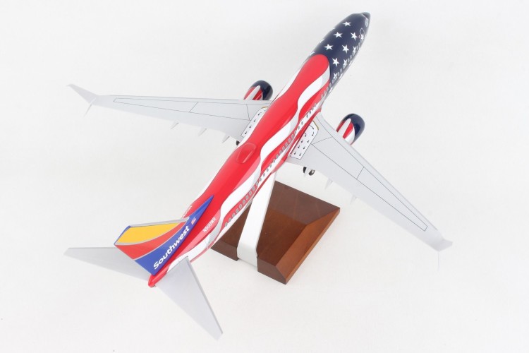 Skymarks Premium Boeing 737-800 Southwest Airlines &quot;Freedom One&quot; N500WR Scale 1/100 w/Gear