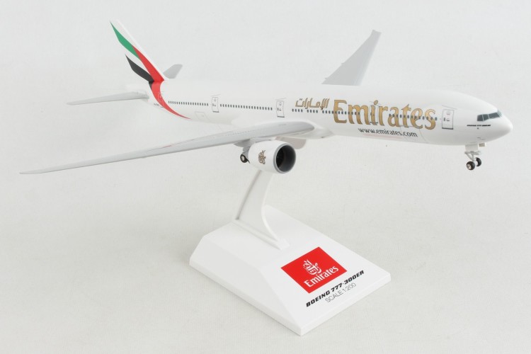 Skymarks Boeing 777-300ER Emirates A6-EBQ Scale 1/200 w/Gear