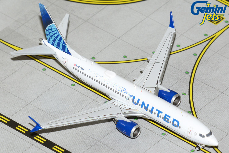 GeminiJets GJUAL2074 Boeing 737-MAX8 United Airlines &quot;Being United&quot;/&quot;United Together&quot; N27261 Scale 1/400